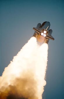 View of the shuttle Discovery STS 51-D launch