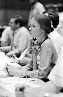 MISSION OPERATIONS CONTROL ROOM (MOCR) (STS-4) - DYSON, THORNTON E., MS. (MISSION CONTROL…