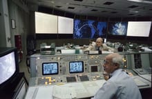 INFLIGHT (MISSION OPERATIONS CONTROL ROOM [MOCR]) - STS-7 - JSC